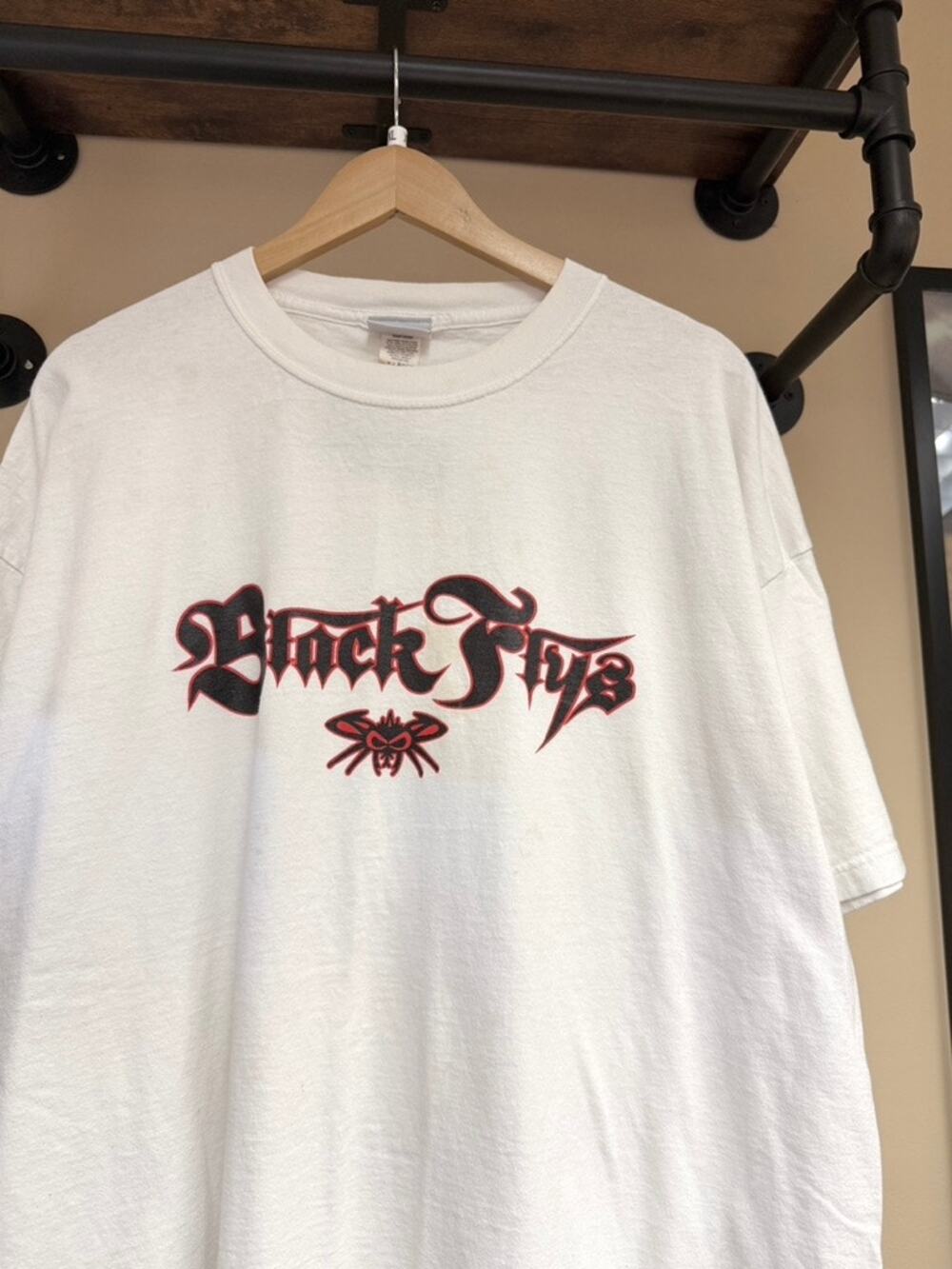 90s Black Flys Skate Brand Vintage Tee Shirt Surf Zero Powell Alphanumeric